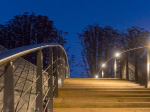 LEC Lyon - School light handrail